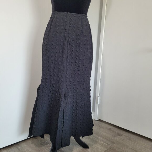 Courtney Washington Textured Black Flared Maxi Skirt - Picture 2 of 11